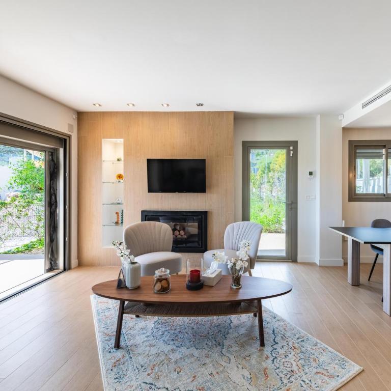 Tranquil Oasis Luxury Villa - Three-Bedroom Villa - 46