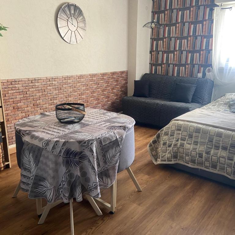 Jolie studio Saint CYPRIEN 100m de la plage commerce et animation - One-Bedroom Apartment - 7
