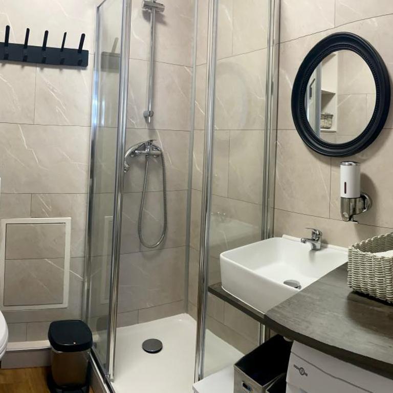 Jolie studio Saint CYPRIEN 100m de la plage commerce et animation - One-Bedroom Apartment - 11