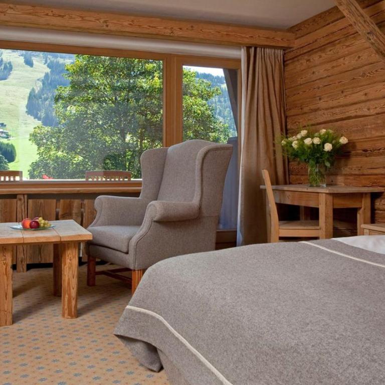 LANIG Hotel Resort&Spa - Wellness und Feinschmeckerhotel - family owned and managed - Doppelzimmer mit Bergblick - 2