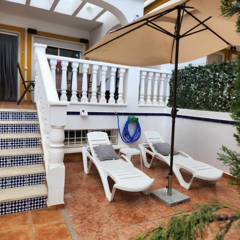 Triplex Adosado de cuatro dormitorios de esencia marítima a 2 minutos de la playa! - Casa de 4 dormitorios - 16