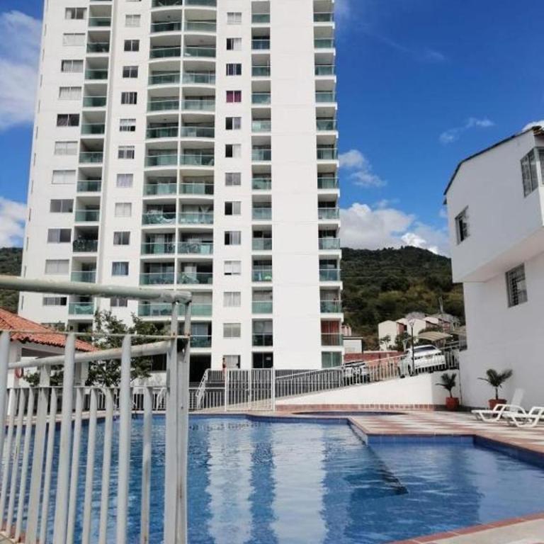 ApartaHotel San Gil - Apartamento de 1 dormitorio - 2