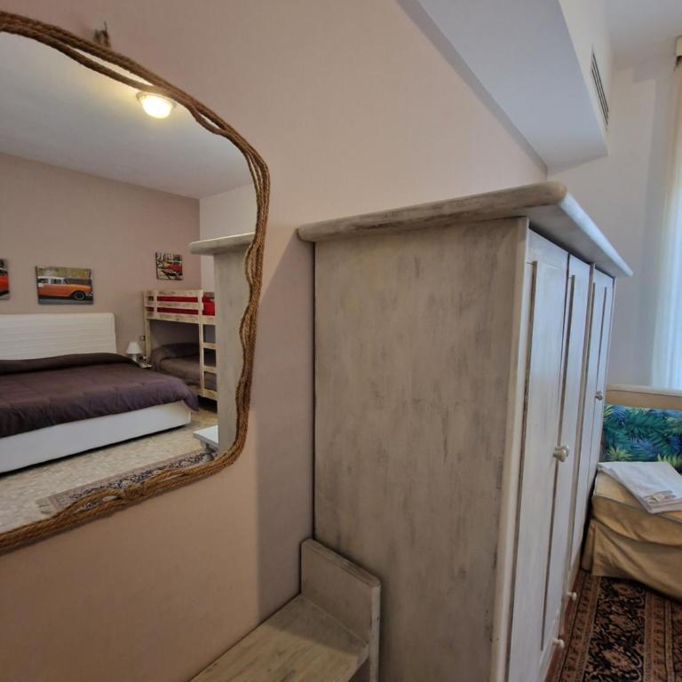 Camere Le Margherite - Camera Quadrupla con Bagno in Comune - 4