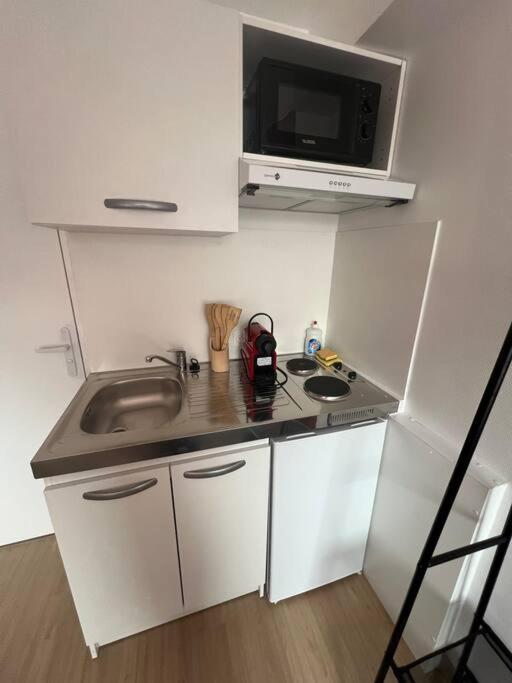 Esprit Italie, joli studio au coeur de Mulhouse - Appartement 1 Chambre - 10