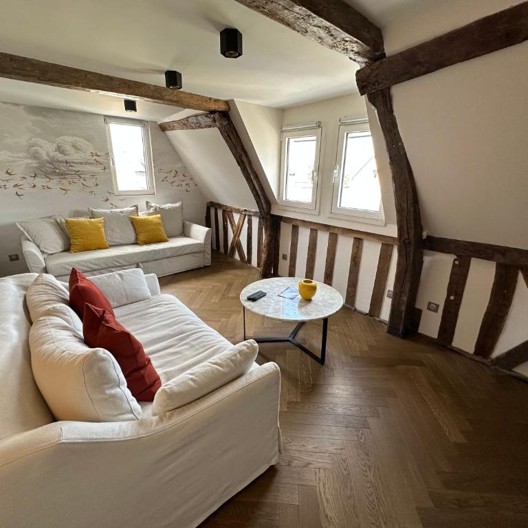 Appartement rénové - Centre Honfleur - Parking - Plage à pied - Appartement 1 Chambre - 2