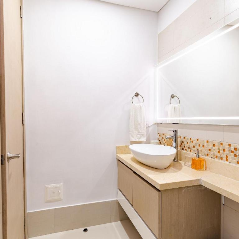 U-GO Palmetto Beach - Lujo Frente al Mar - Apartamento con vistas al mar - 27