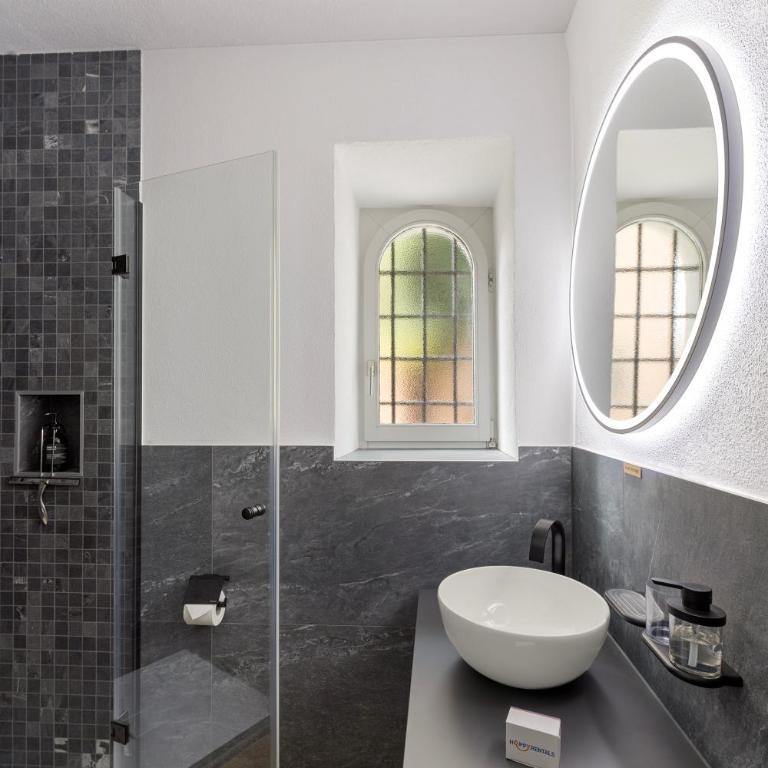 Casa Oliva - Boutique Townhouse in Ascona - Happy Rentals - Appartamento Deluxe - 7