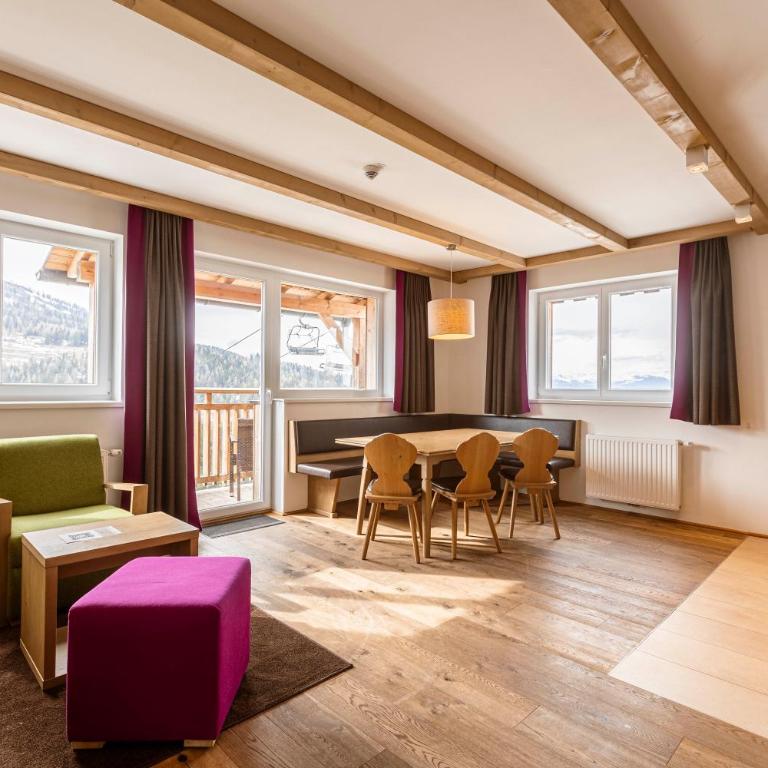 Almresort Gartnerkofel Nassfeld - Chalet with two bedrooms with sauna (up to 4 persons) - 10