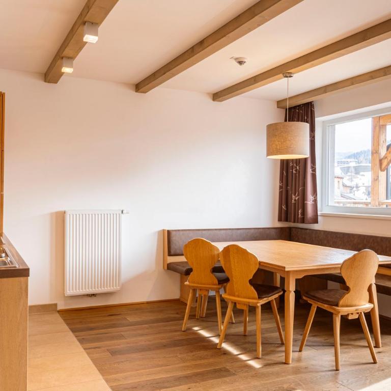 Almresort Gartnerkofel Nassfeld - Superior Chalet with two bedrooms and sauna (up to 6 persons) - 4