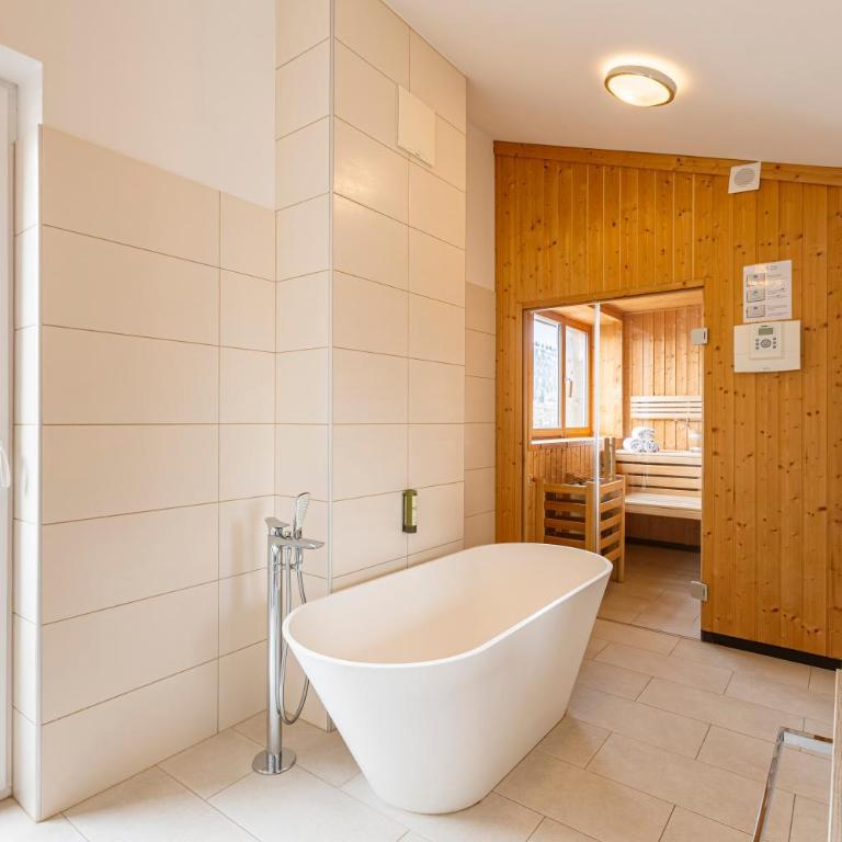 Almresort Gartnerkofel Nassfeld - Superior Chalet with four bedrooms with sauna (up to 12 persons) - 12