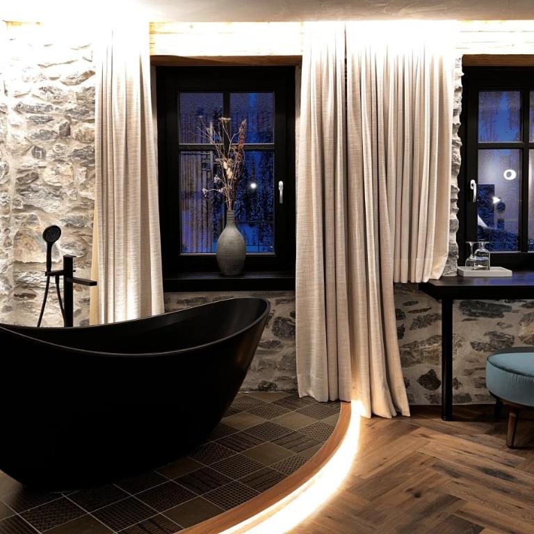 LARET private Boutique Hotel - Adults only - Deluxe Junior Suite - 3