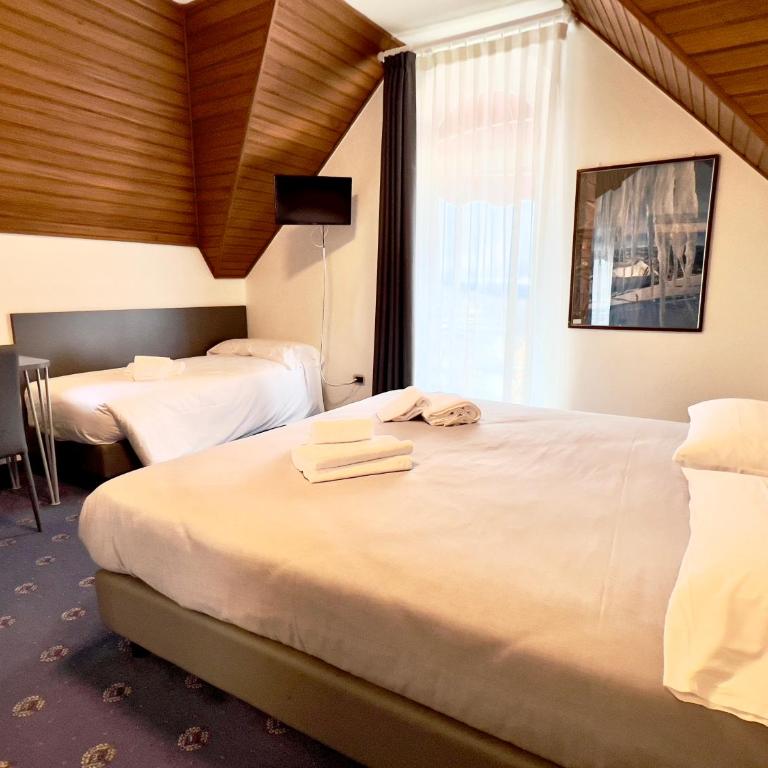 Hotel Regina del Bosco - Superior Dreibettzimmer - 1