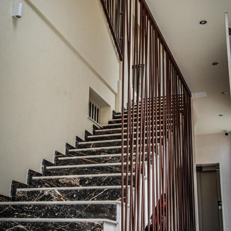 King's house apartments - Appartamento con 2 Camere da Letto e Balcone - 7