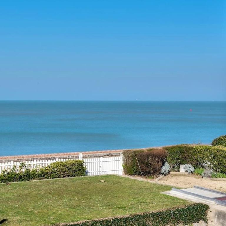 Villa La Petite Normandy Vue Mer - Villa - 27