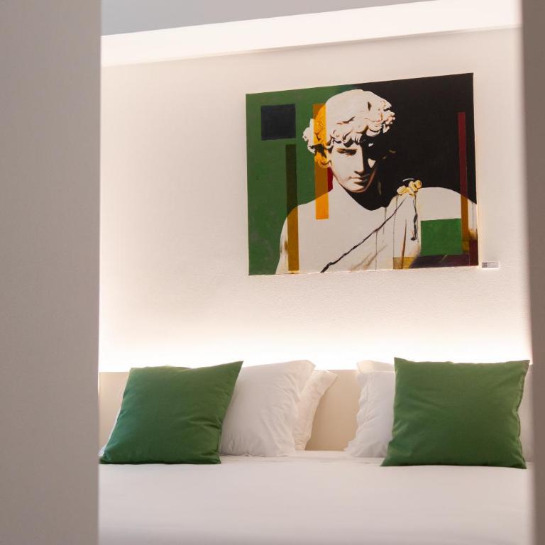 Ottanta5 Private Rooms - Quadruple Room with Balcony - 1