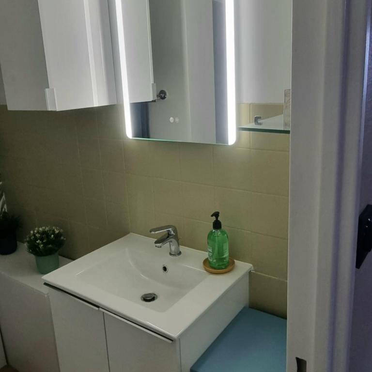 Spacieux T2, emplacement idéal et parking privé - Appartement 1 Chambre - 17