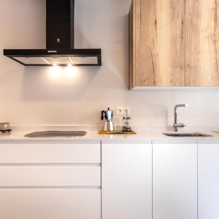 Puppy by People Rentals - Apartment - 11