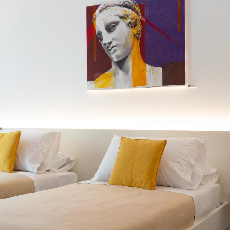 Ottanta5 Private Rooms - Deluxe Double or Twin Room with Balcony - 2