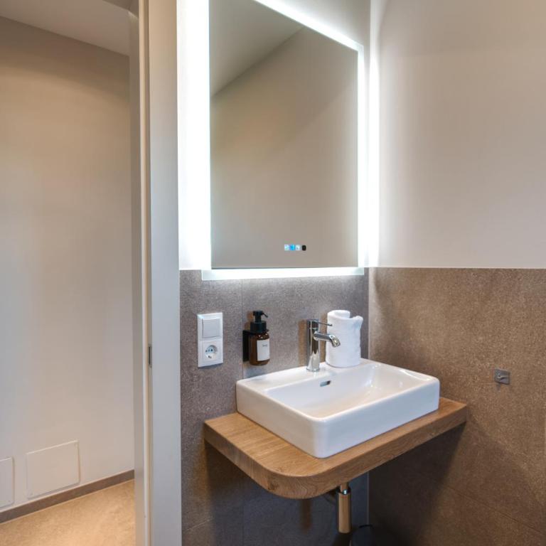 Stilvolles Ferienhaus Südsteiermark ruhige Lage top Aussicht & E-Ladestation - Haus mit 3 Schlafzimmern - 26