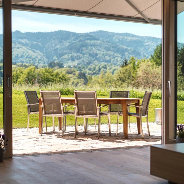 Stilvolles Ferienhaus Südsteiermark ruhige Lage top Aussicht & E-Ladestation - Haus mit 3 Schlafzimmern - 1