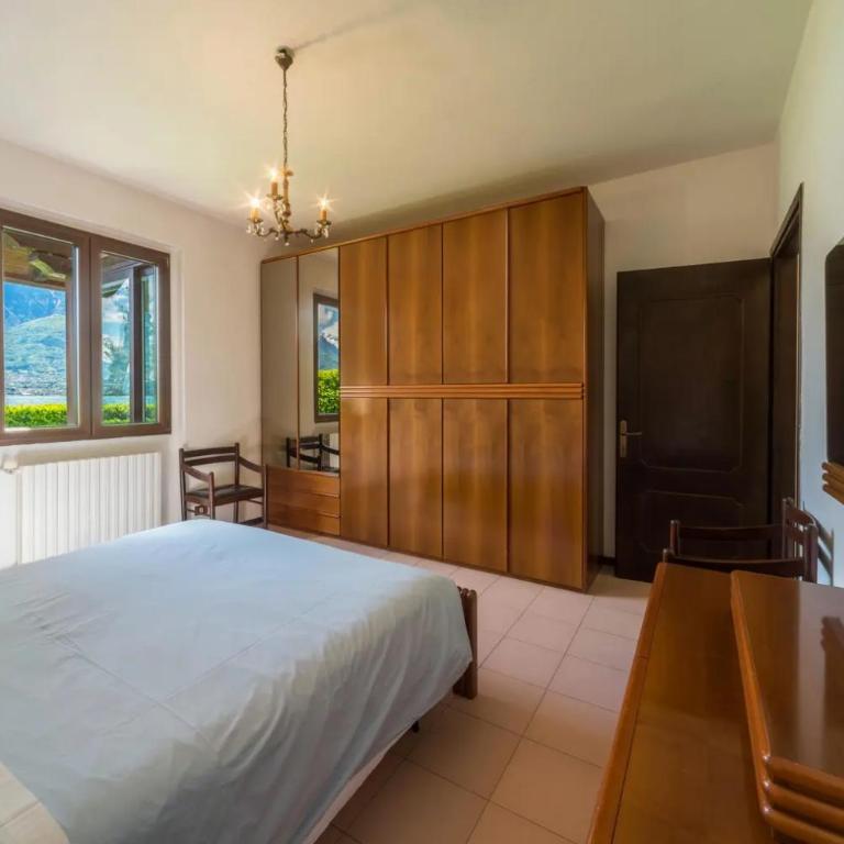 Villa Rita - Appartamento con 3 Camere da Letto e Vista Lago - 14
