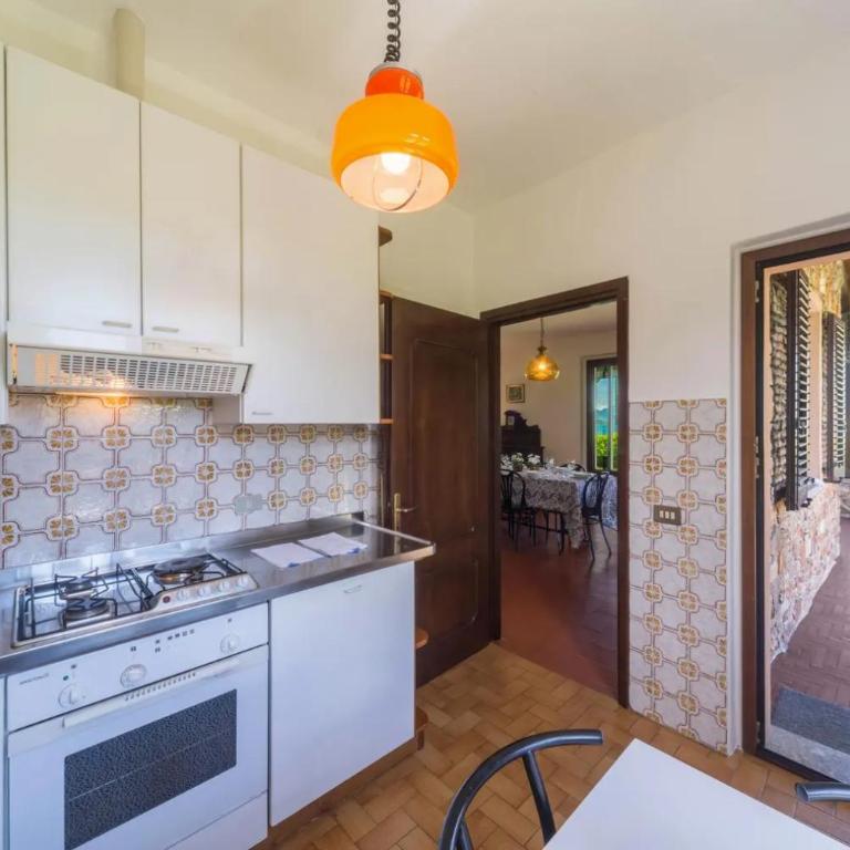 Villa Rita - Appartamento con 3 Camere da Letto e Vista Lago - 24