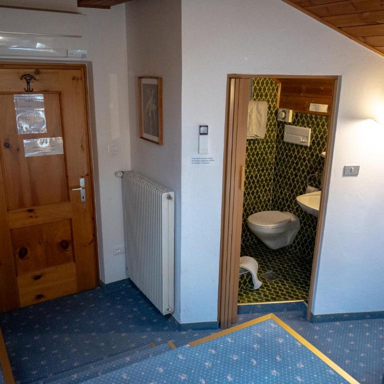 Garni Meinrad - Economy Doppelzimmer - Dachgeschoss - 5