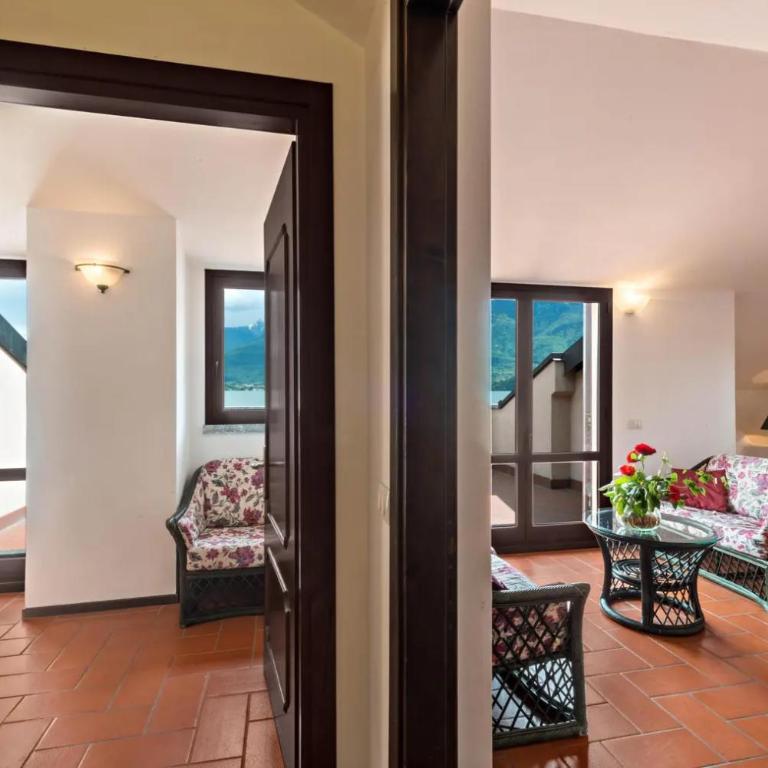 Villa Rita - Appartamento con 2 Camere da Letto e Vista Lago - 10