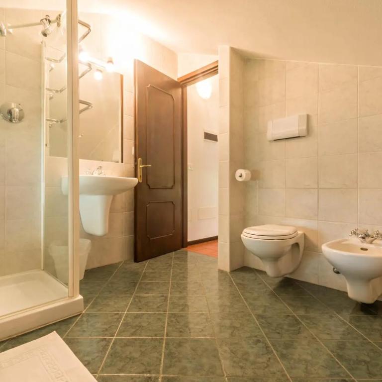 Villa Rita - Appartamento con 2 Camere da Letto e Vista Lago - 12