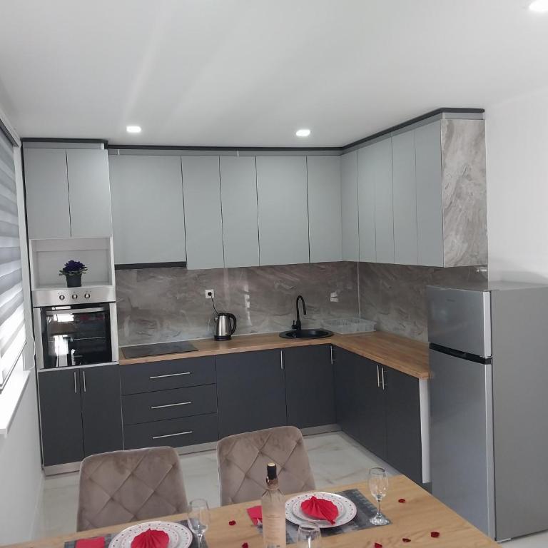 Apartman Pranić Mostar - Two-Bedroom Apartment with Terrace - 22