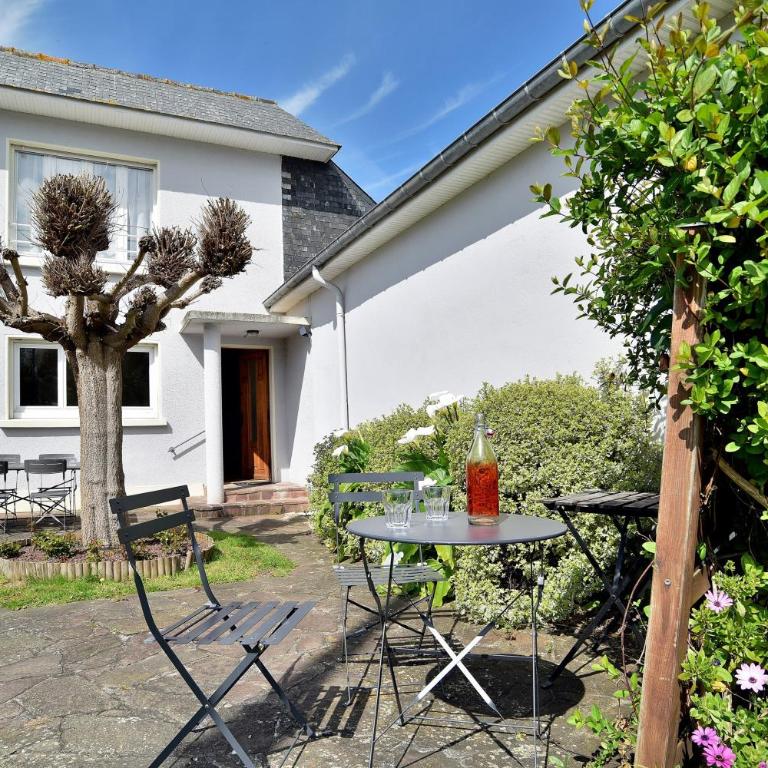 Douceur Malouine - Maison familiale avec jardin - Maison de Vacances - 1