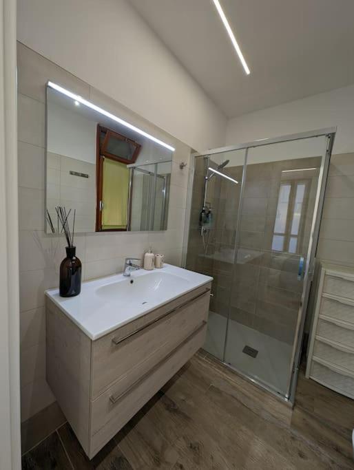 Casa Dante - One-Bedroom Apartment - 9