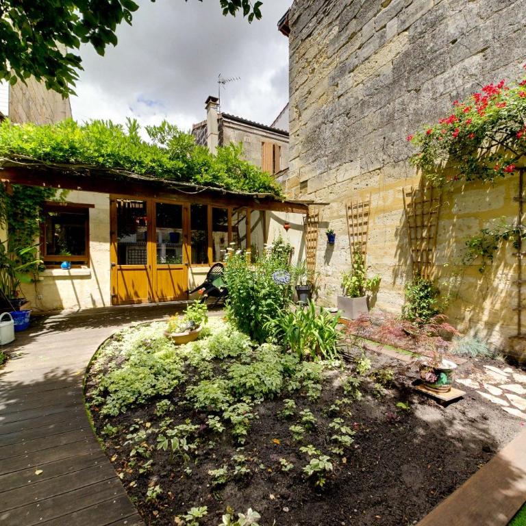Superbe maison en pierre bordelaise - Appartement 2 Chambres - 1