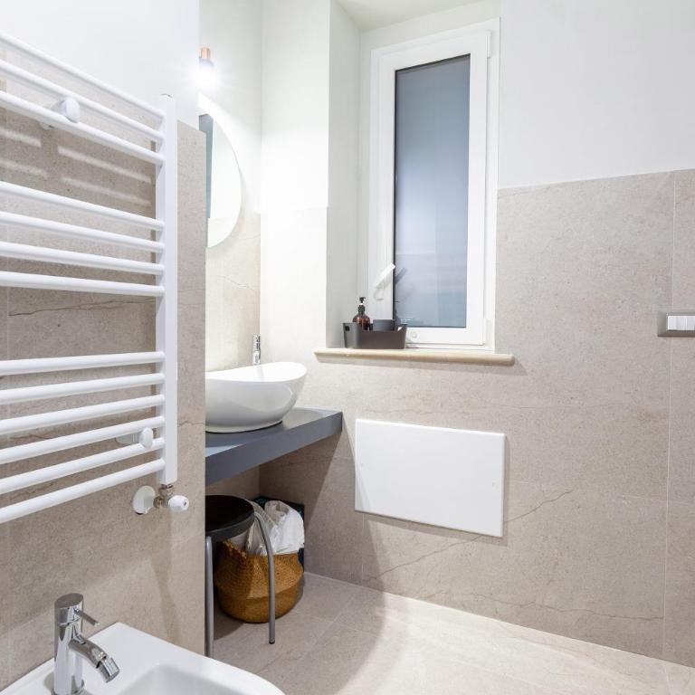 Malva Rooms - Camera Matrimoniale con Bagno Privato - 14