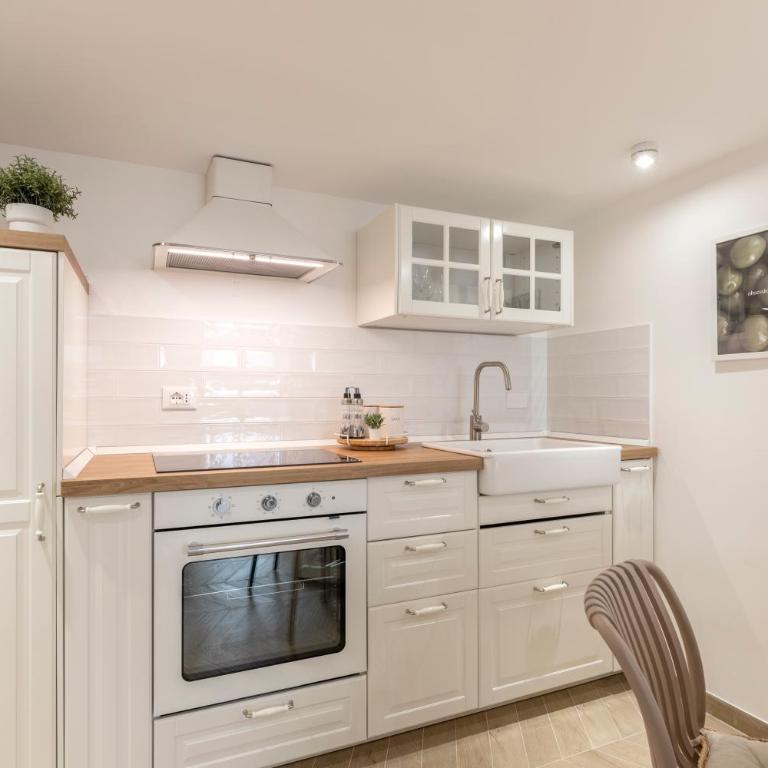 Stilvoll im Herzen der Stadt - Casuzza Grimaldi - Appartamento con 1 Camera da Letto - 4