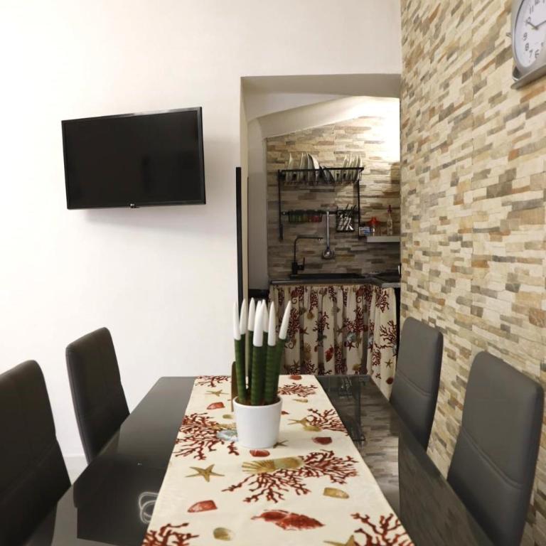 Lo scarrozzo room - Appartamento con 1 Camera da Letto - 13