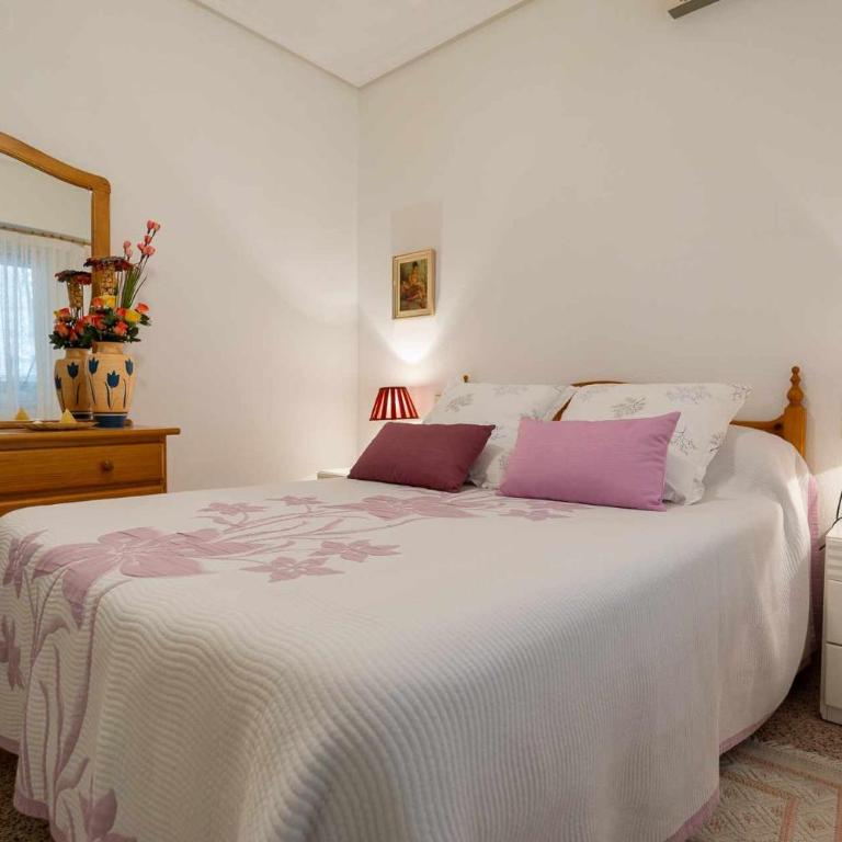 rentafive - Cerca del puerto - 2 min andando playa - Apartamento - 4