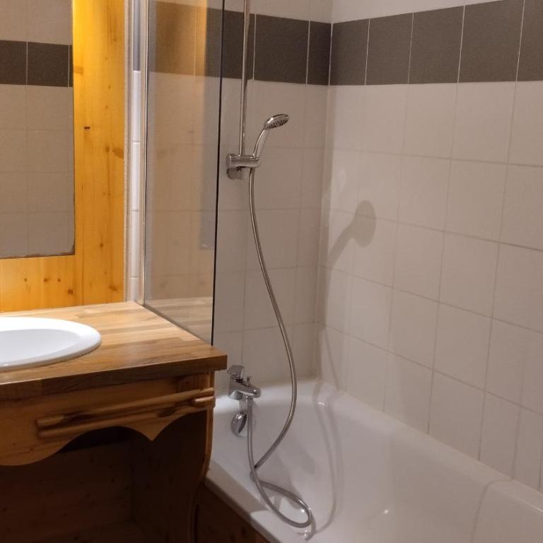 Hameau 5 201a - SPA & PISCINE studio 2 pers - Studio avec Balcon - 3