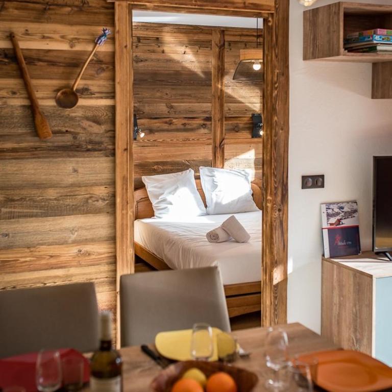 Bel appartement 6 personnes avec deux terrasses ensoleillées au coeur du village - Appartement avec Terrasse - 9