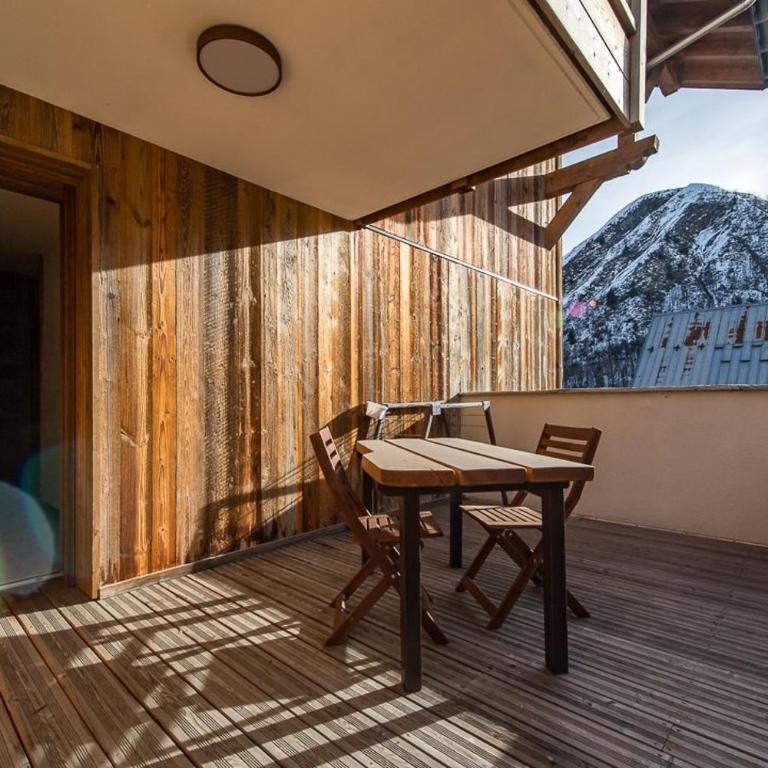 Bel appartement 6 personnes avec deux terrasses ensoleillées au coeur du village - Appartement avec Terrasse - 16