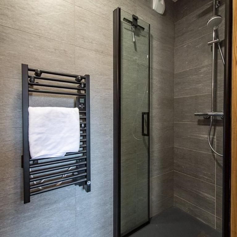 Appartement neuf avec terrasse plein sud - 6 personnes - Appartement avec Vue sur la Montagne - 24