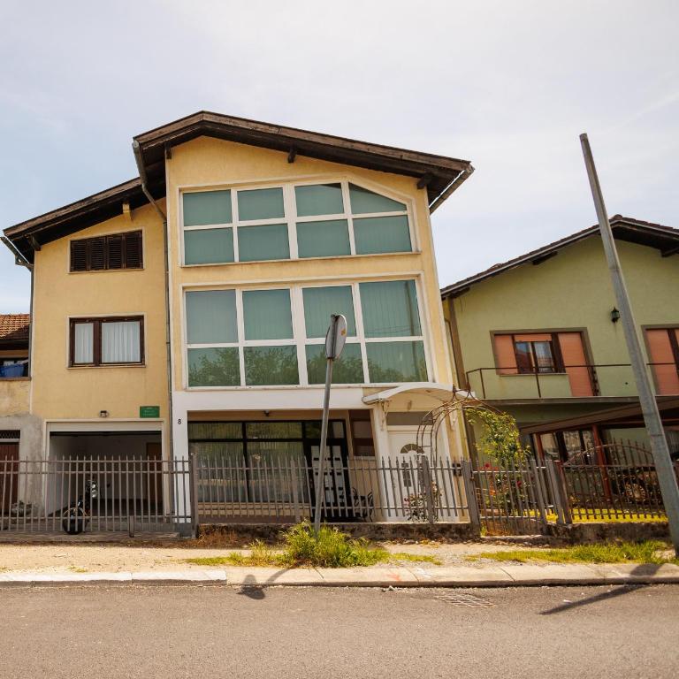 Guest House Fiona - Two-Bedroom Apartment - 2