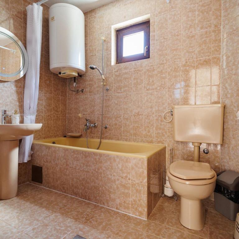 Guest House Fiona - Two-Bedroom Apartment - 17