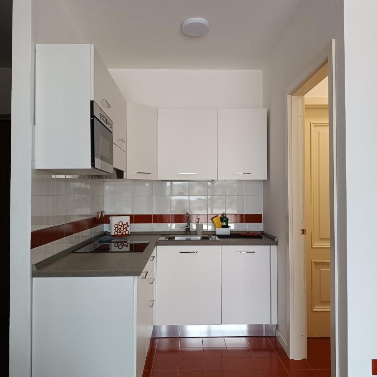 Casa Lucia - Appartamento con 2 Camere da Letto - 13