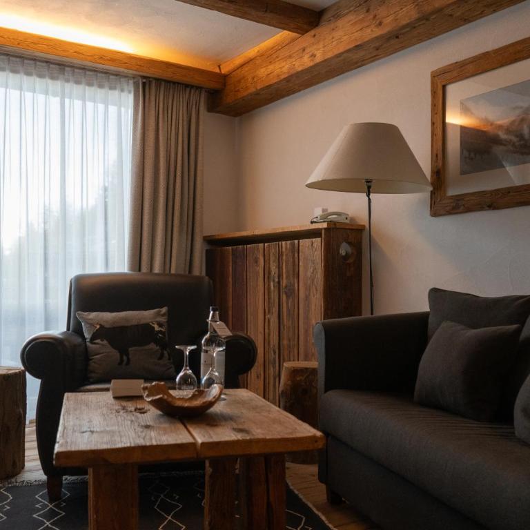 LANIG Hotel Resort&Spa - Wellness und Feinschmeckerhotel - family owned and managed - Suite mit Bergblick - 4