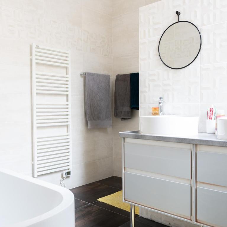 Spacieux appartement de luxe (280 m2) dans un quartier prestigieux de Paris (XVI) - Appartement - 3