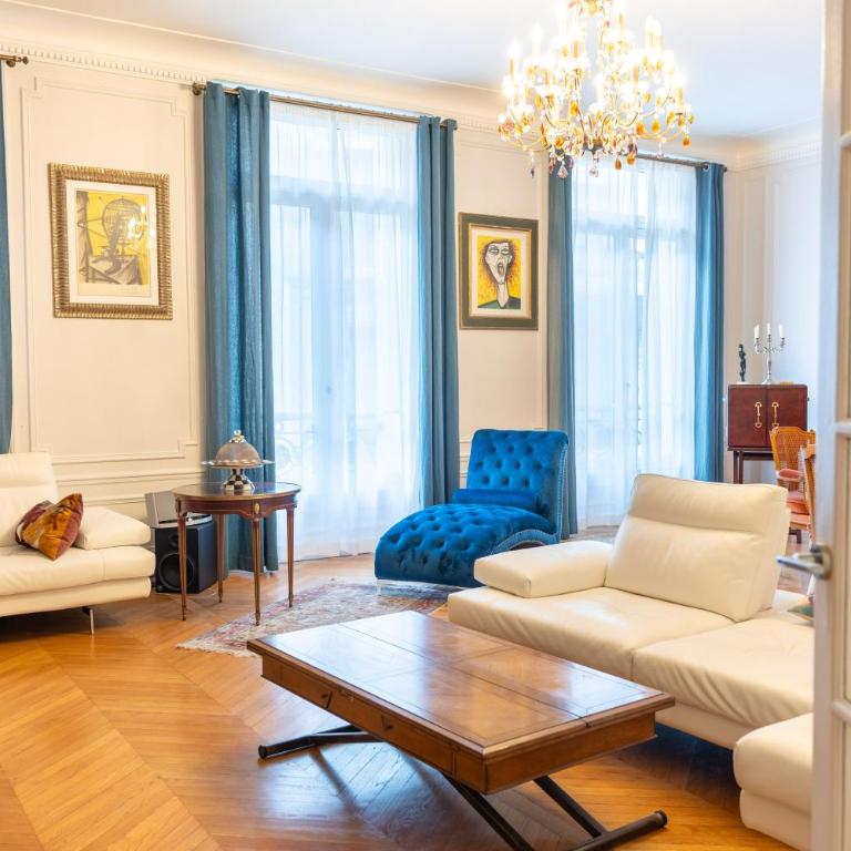 Spacieux appartement de luxe (280 m2) dans un quartier prestigieux de Paris (XVI) - Appartement - 9