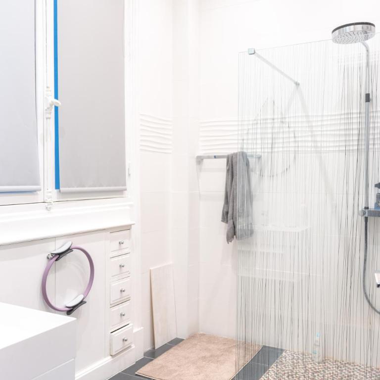 Spacieux appartement de luxe (280 m2) dans un quartier prestigieux de Paris (XVI) - Appartement - 22