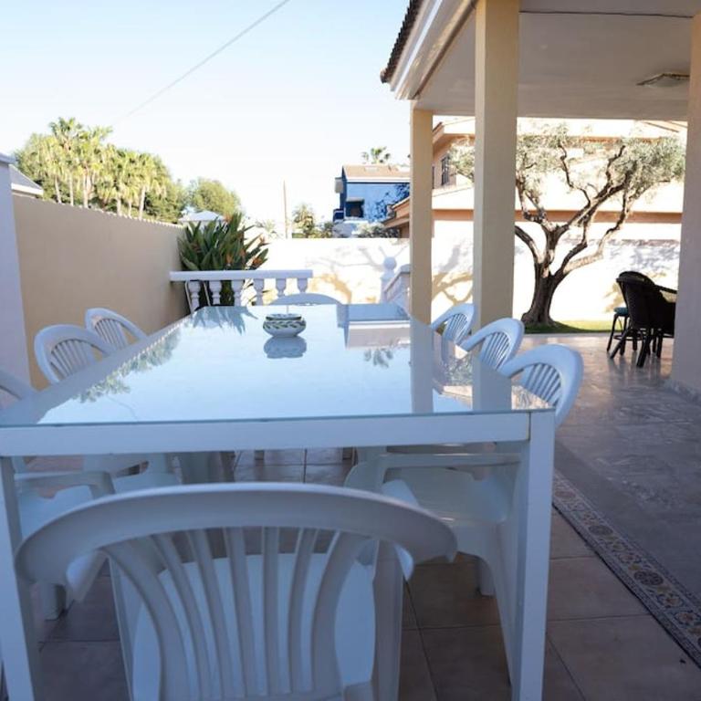 Villa particular, confortable. - Three-Bedroom Villa - 9