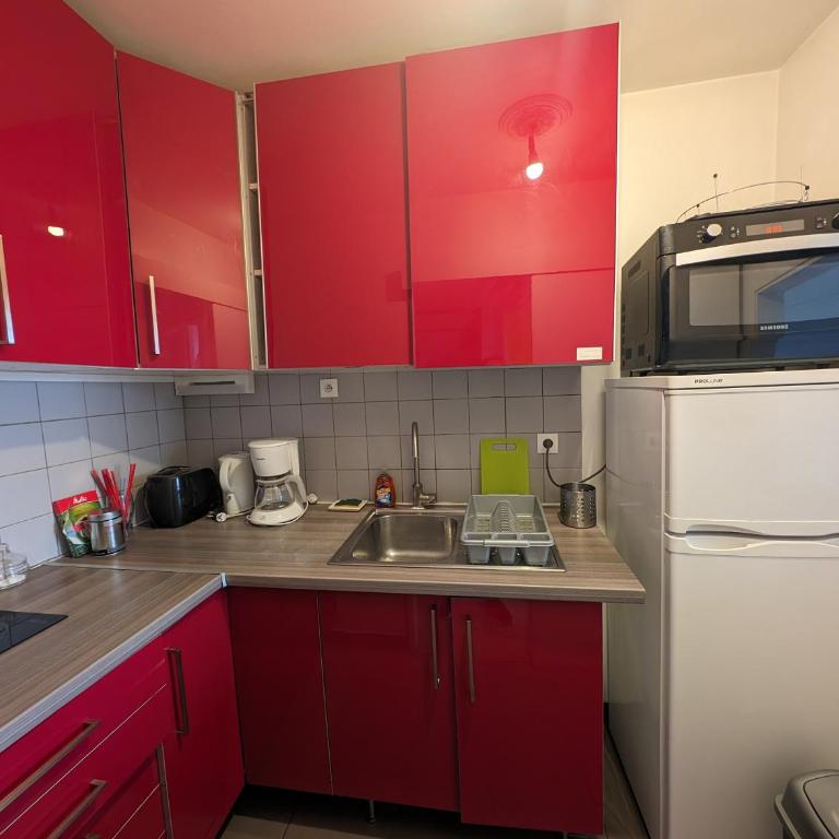 Large studio with terrace for up to 4 people - Appartement 1 Chambre - 8